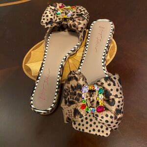 Betsy Johnson 
Never been worned